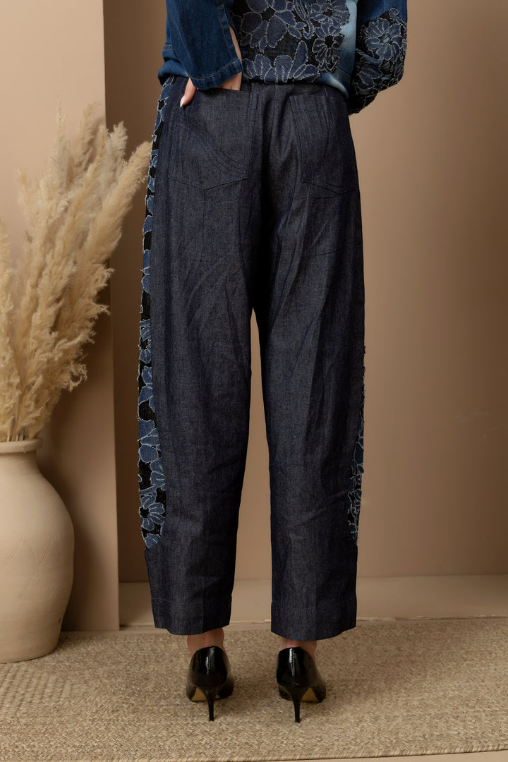 Jane Barrel Jeans