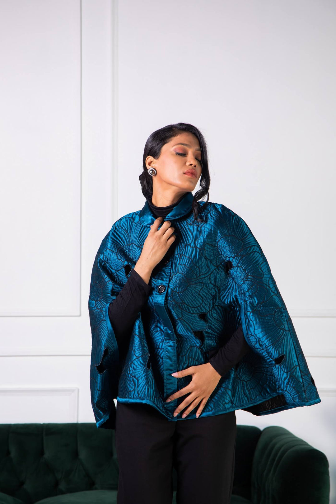 Anna - Quilted Cape